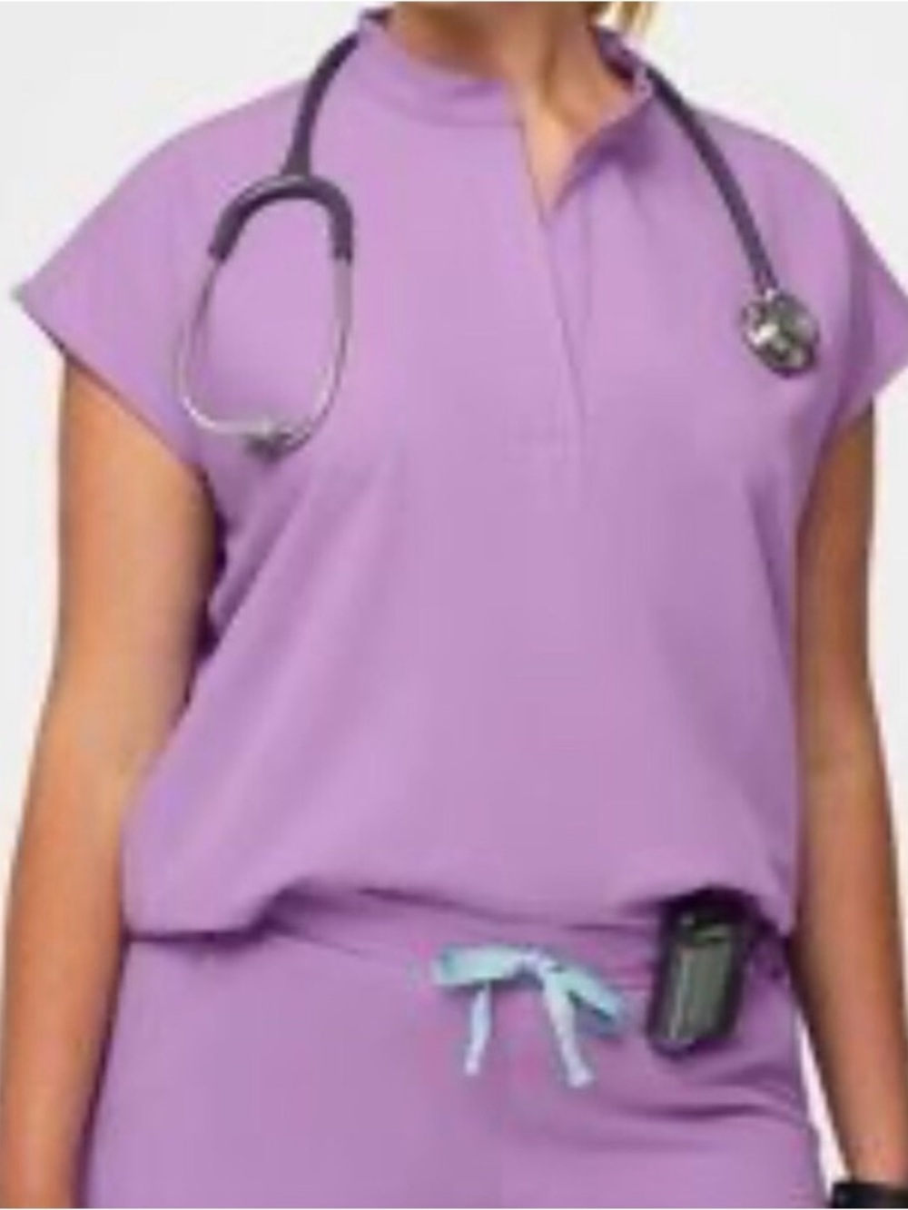 NWT FIGS  Rafaela Oversized Scrub Top XXS Lilac Dawn